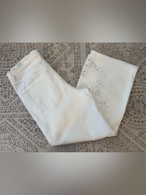 NWT Liverpool White Floral Denim Wide Leg Cropped Jean Sz 6